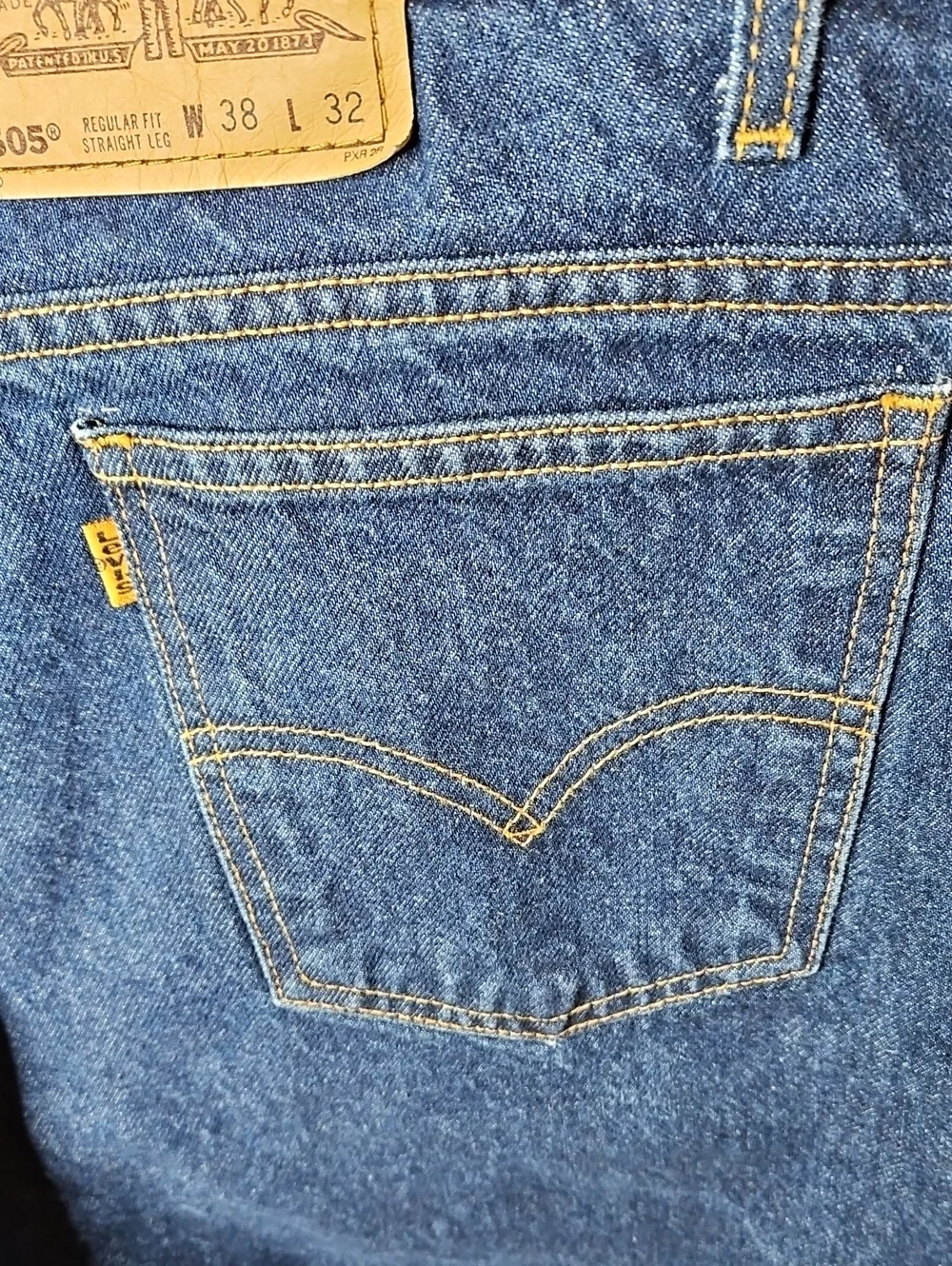 Levi's Men's Vintage 1996 505 Regular Straight Leg Jeans 38x32 Excellent cond.